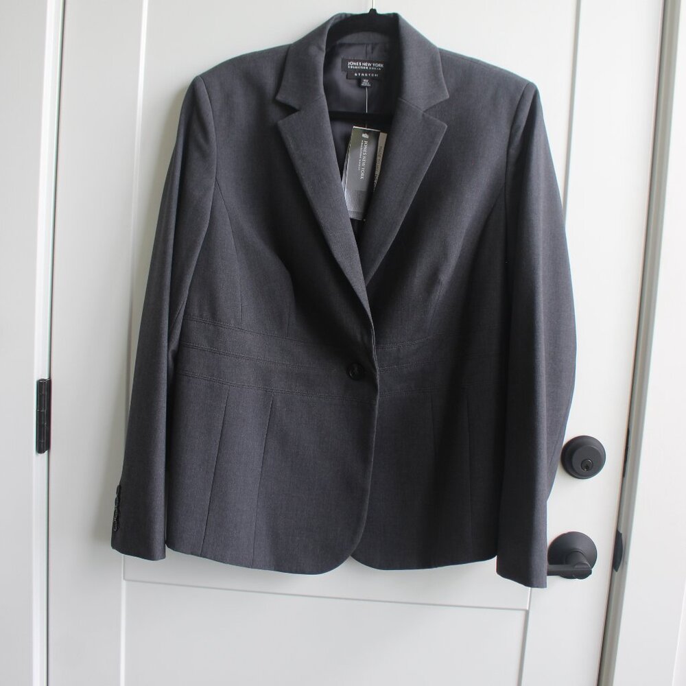 NWT Jones Collection Stretch Emma Jacket Gray